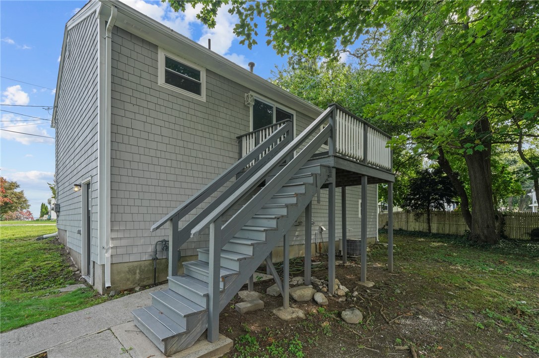 7 Curry Place Warwick, RI 02889 - Photo 7 of 34