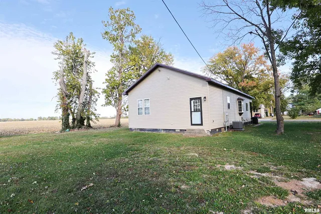 $149,500 | 711 North Vine Street, Sandoval, IL 62882