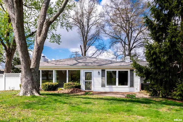 $245,000 | 508 West Teton Drive, Peoria, IL 61614