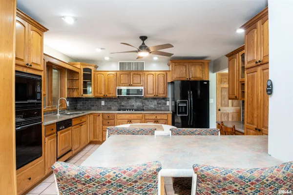 $245,000 | 508 West Teton Drive, Peoria, IL 61614