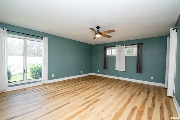 $245,000 | 508 West Teton Drive, Peoria, IL 61614