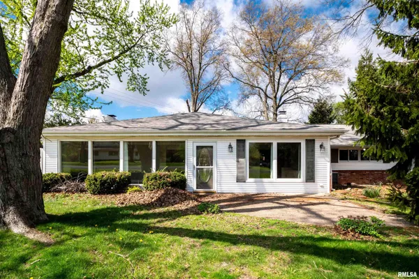 $245,000 | 508 West Teton Drive, Peoria, IL 61614