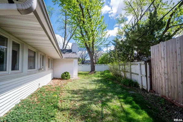 $245,000 | 508 West Teton Drive, Peoria, IL 61614