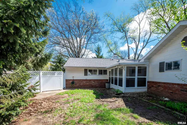 $245,000 | 508 West Teton Drive, Peoria, IL 61614