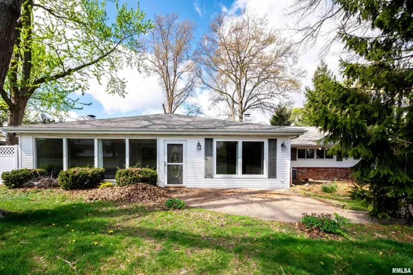 $245,000 | 508 West Teton Drive, Peoria, IL 61614