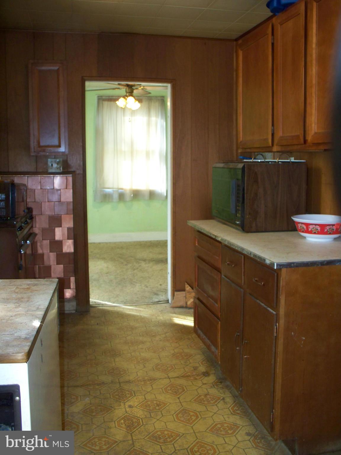 17 Post Road Aberdeen, MD 21001 - Photo 11 of 20 Kitchen