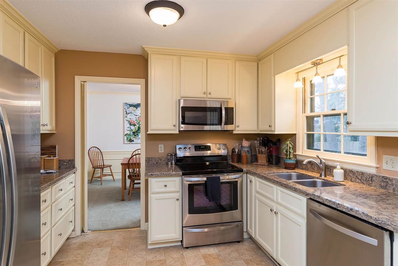 6809 Perkins Drive Raleigh, NC 27612 - Photo 7 of 25 Photo 7