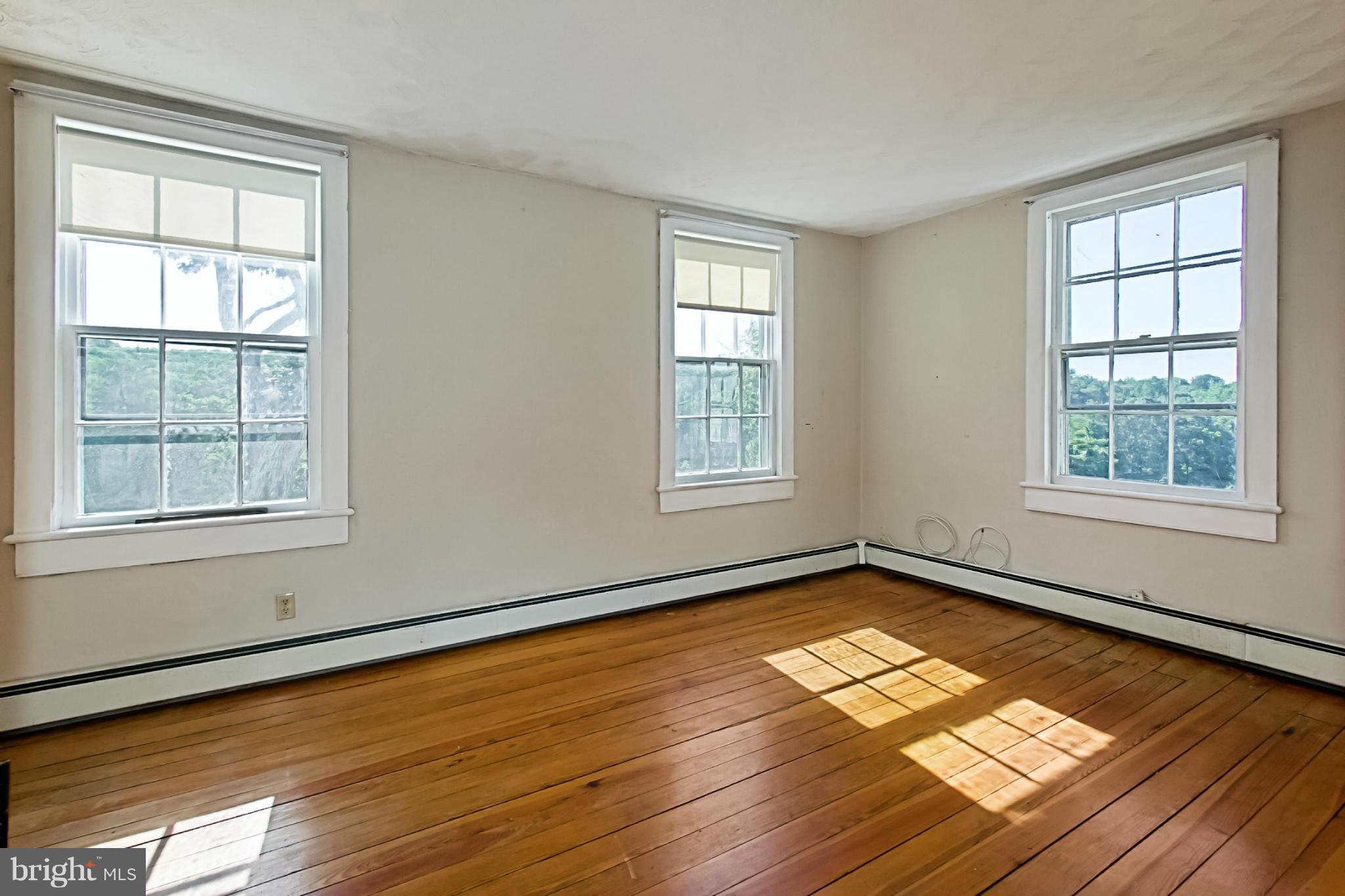 6700 Newman Road Clifton, VA 20124 - Photo 18 of 30 Bedroom