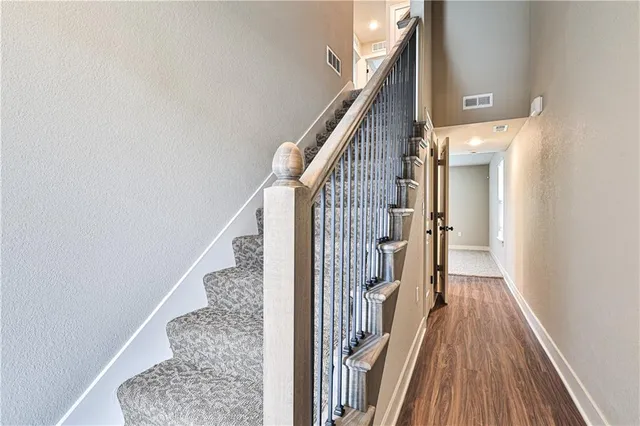 $1,695 | 1502 Shale Court, Grain Valley, MO 64029