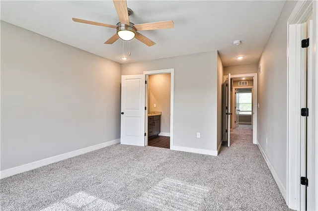 $1,695 | 1502 Shale Court, Grain Valley, MO 64029