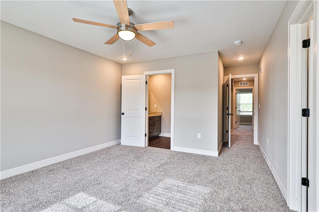 1502 Shale Court Grain Valley, MO 64029 - Photo 20 of 31