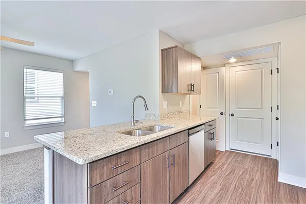 $1,695 | 1502 Shale Court, Grain Valley, MO 64029