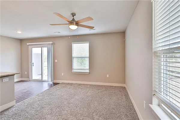 $1,695 | 1502 Shale Court, Grain Valley, MO 64029