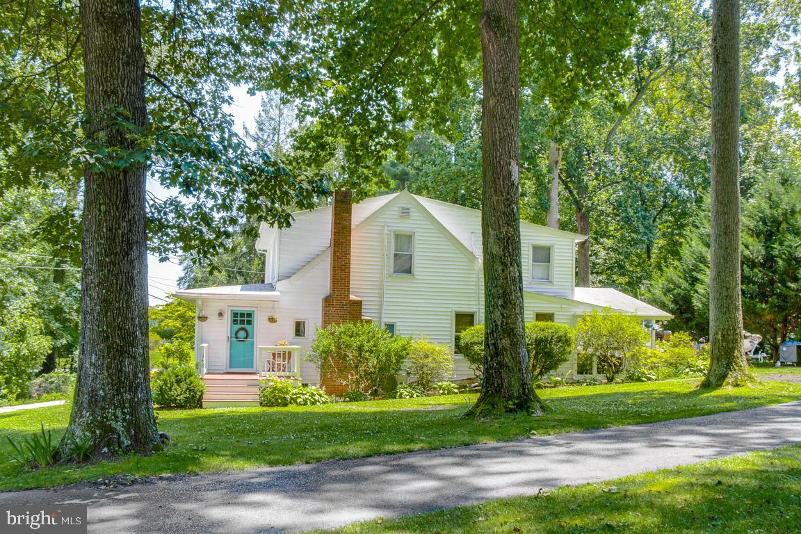 948 Diggs Road Crownsville, MD 21032 - Photo 33 of 49 plenty of parking