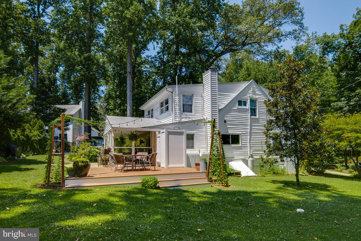 948 Diggs Road Crownsville, MD 21032 - Photo 40 of 49 new composite deck perfect for relaxing outdoors -