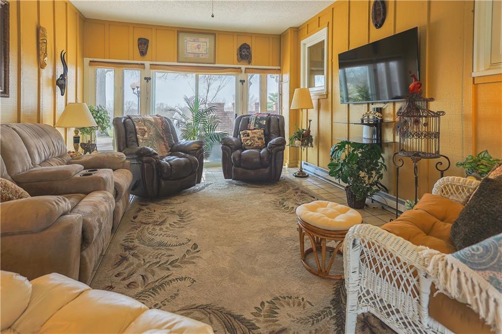 2303 Lynn Road Excelsior Springs, MO 64024 - Photo 9 of 48