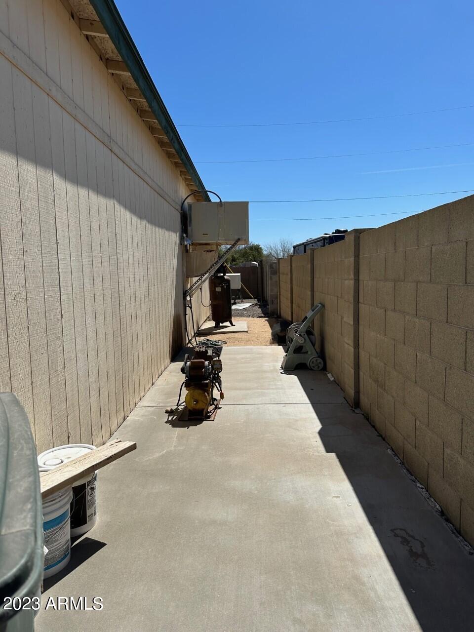 13401 West Ocotillo Road Glendale, AZ 85307 - Photo 33 of 49 9