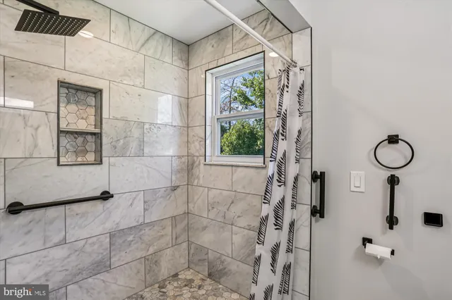 $1,195,000 | 9017 Falls Chapel Way, Potomac, MD 20854