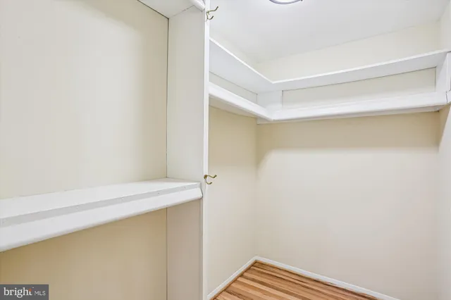 $1,195,000 | 9017 Falls Chapel Way, Potomac, MD 20854