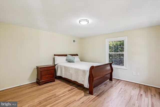 $1,195,000 | 9017 Falls Chapel Way, Potomac, MD 20854