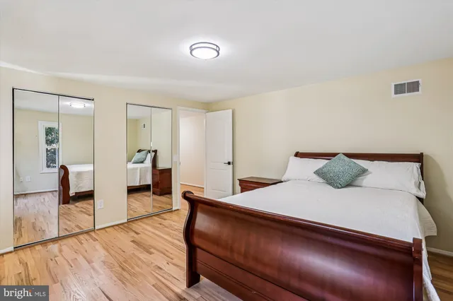 $1,195,000 | 9017 Falls Chapel Way, Potomac, MD 20854