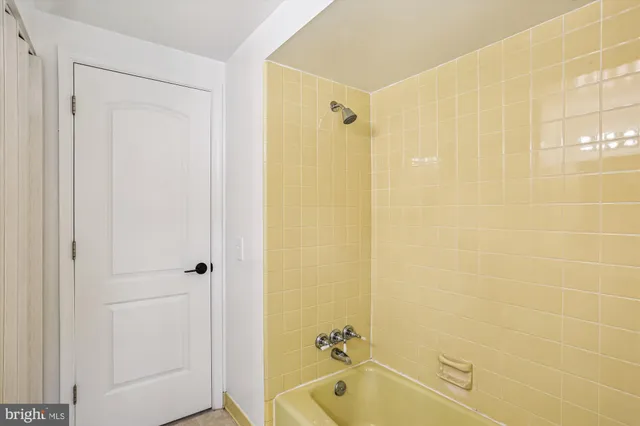 $1,195,000 | 9017 Falls Chapel Way, Potomac, MD 20854