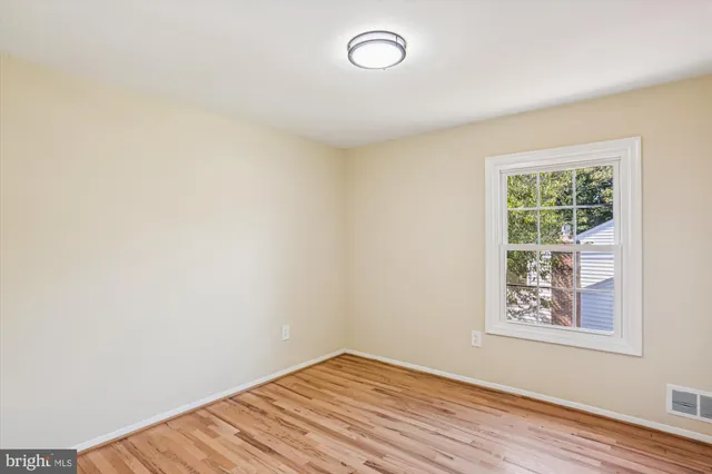 $1,195,000 | 9017 Falls Chapel Way, Potomac, MD 20854