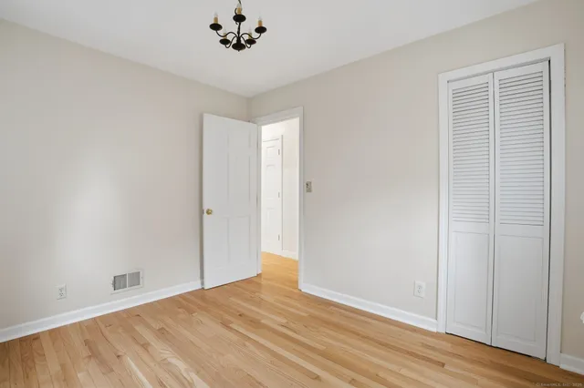 $424,900 | 25 South Street, Ansonia, CT 06401