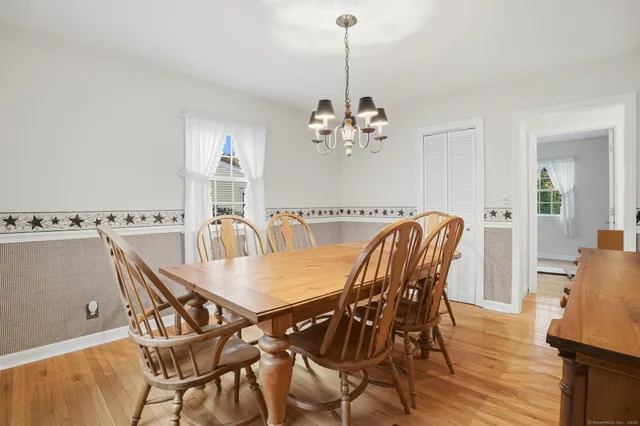 $424,900 | 25 South Street, Ansonia, CT 06401