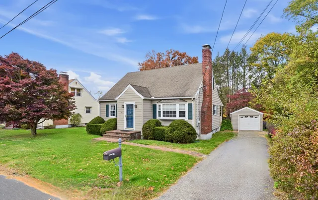 $424,900 | 25 South Street, Ansonia, CT 06401