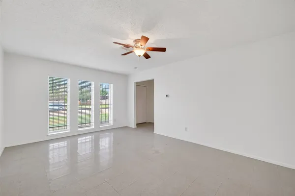 $1,900 | 15022 Chipman Ln., Houston, TX 77060