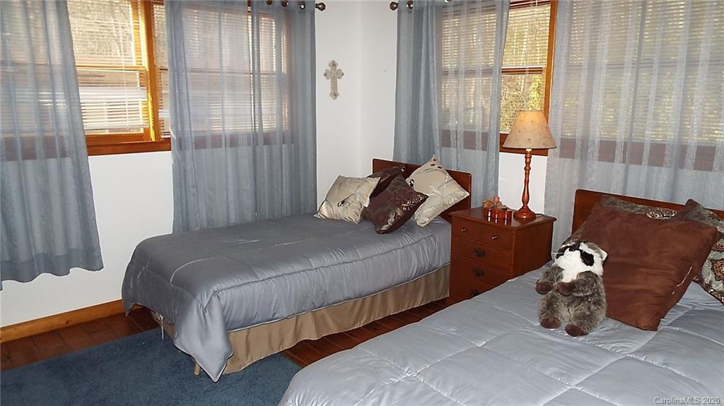 3264 Parris Branch Road, Unit 16A Sylva, NC 28779 - Photo 2 of 21 Gallery Image 2