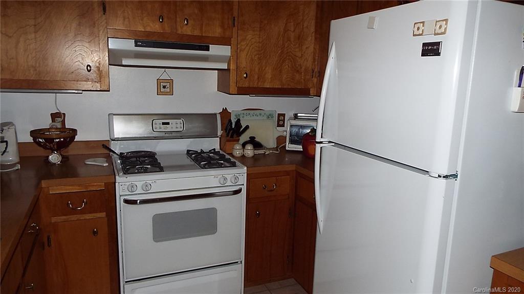 3264 Parris Branch Road, Unit 16A Sylva, NC 28779 - Photo 10 of 21 Gallery Image 10