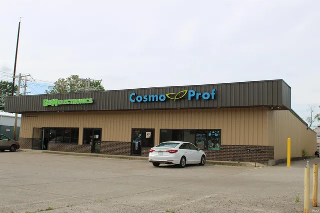 $875,000 | 2810 Covert Avenue, Evansville, IN 47714