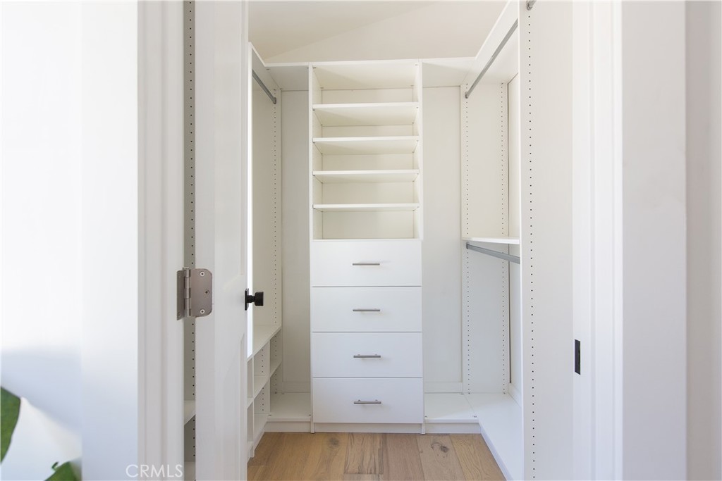 2372 Dewey Street Santa Monica, CA 90405 - Photo 12 of 22 a view of a walk in closet