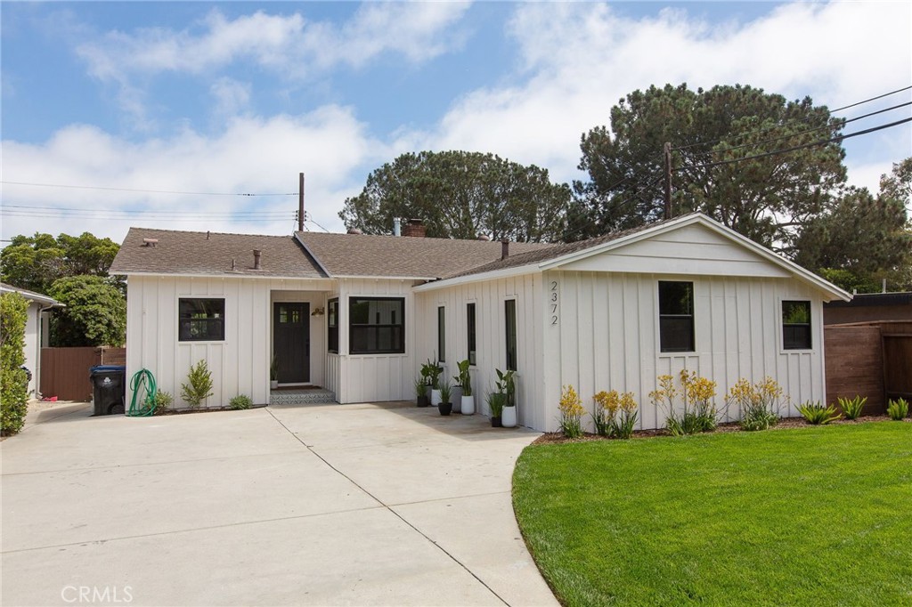 2372 Dewey Street Santa Monica, CA 90405 - Photo 2 of 22 a view of a house with backyard