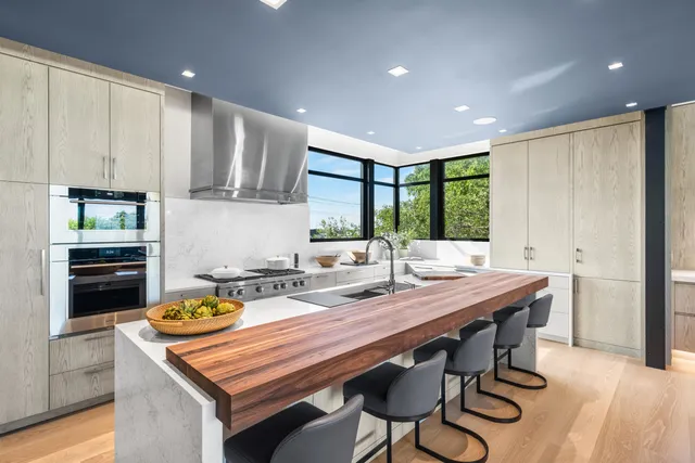 $26,500,000 | 5499 Dune Drive, Avalon, NJ 08202