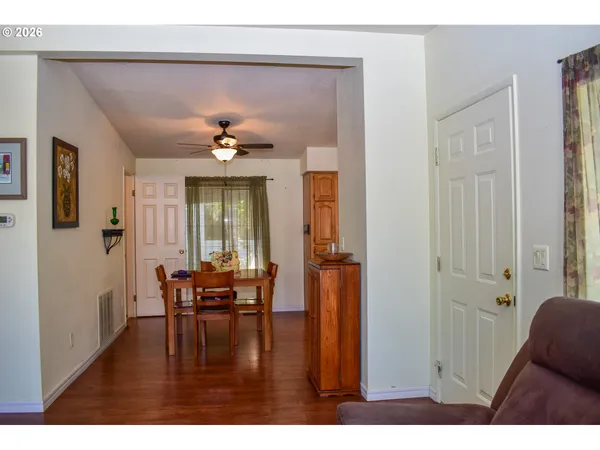 $220,000 | 1055 North 5th Street, Unit 74, Jacksonville, OR 97530