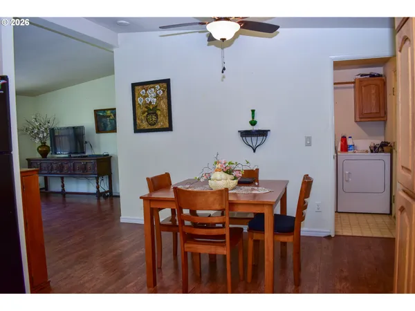 $220,000 | 1055 North 5th Street, Unit 74, Jacksonville, OR 97530