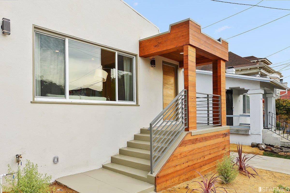 2739 Wallace Street Berkeley, CA 94702 - Photo 2 of 29