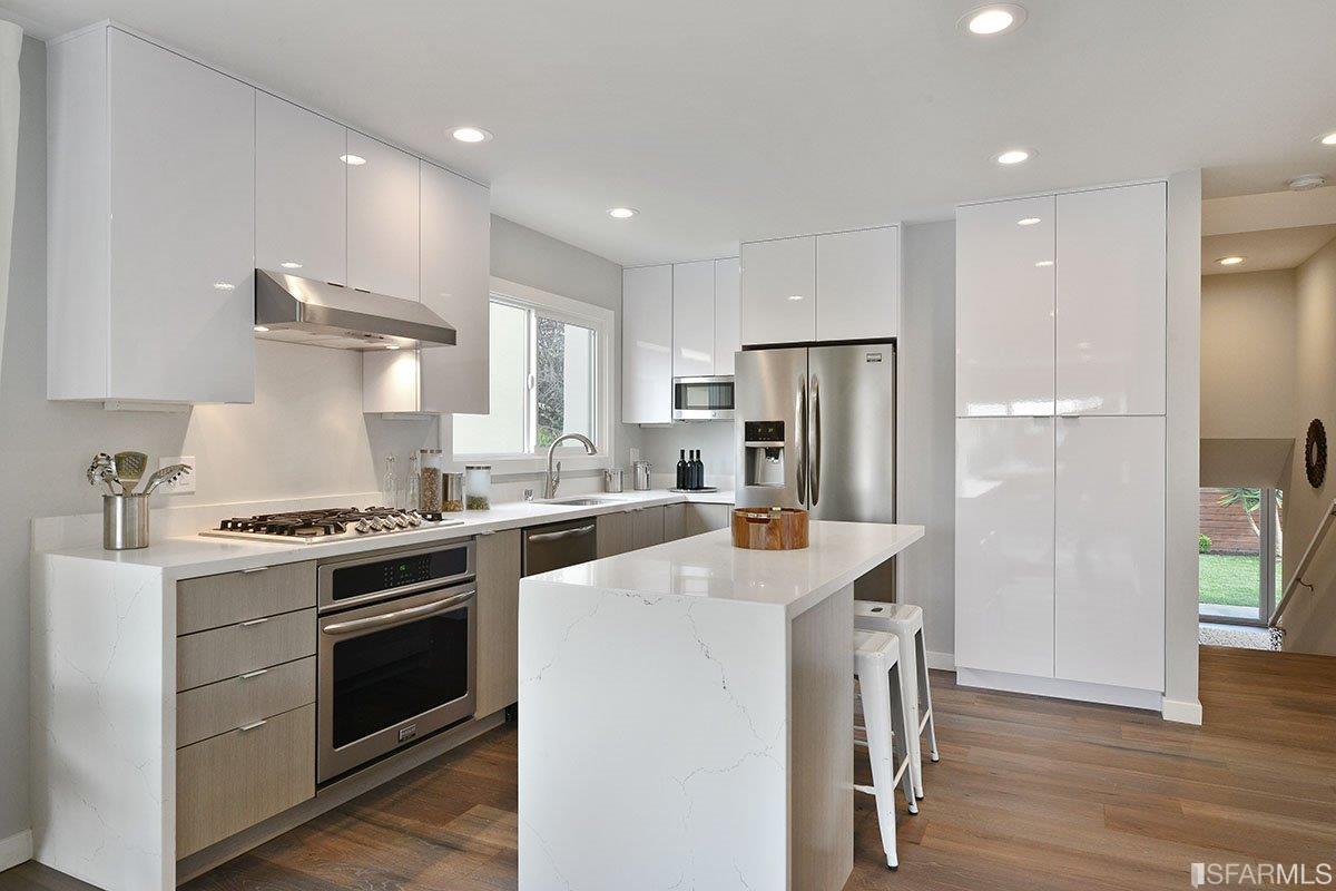 2739 Wallace Street Berkeley, CA 94702 - Photo 8 of 29