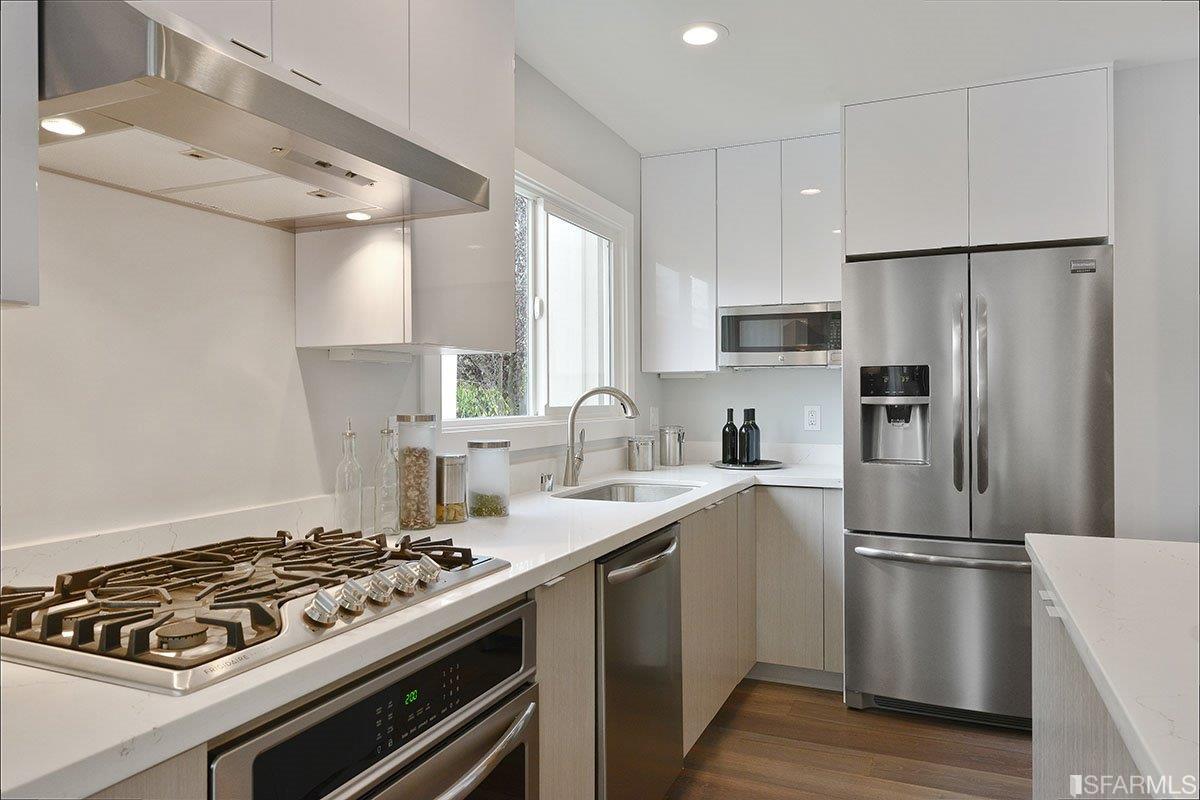 2739 Wallace Street Berkeley, CA 94702 - Photo 10 of 29