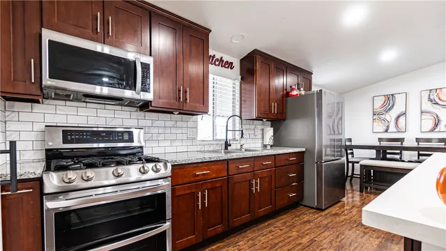 $249,990 | 3900 South Temescal Street, Corona, CA 92879