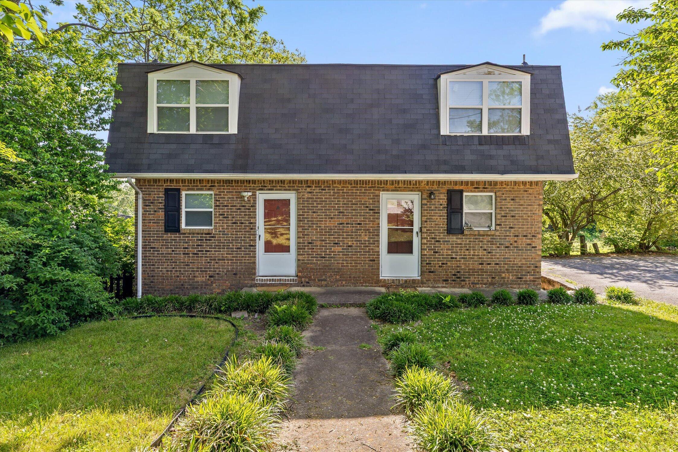 918 S. Crest Rd.