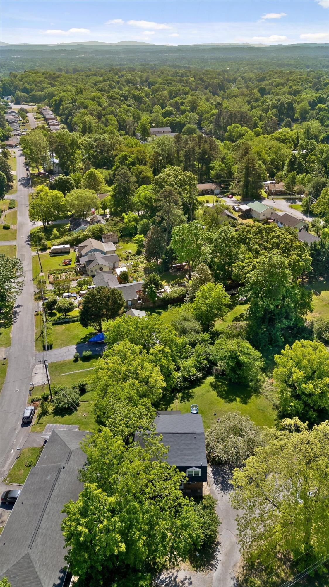 918 South Crest Road Chattanooga, TN 37412 - Photo 20 of 23 918 S. Crest Rd.