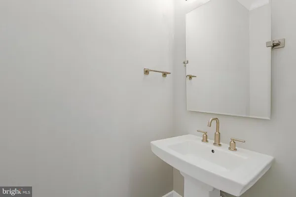 $4,995,000 | 1044 Carper Street, McLean, VA 22101