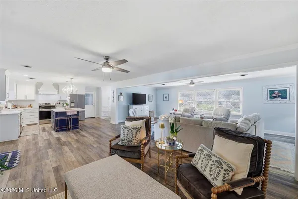 $299,900 | 701 Mangum Avenue, Mendenhall, MS 39114