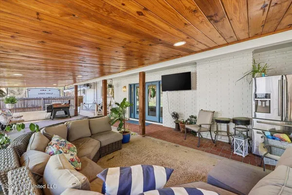 $299,900 | 701 Mangum Avenue, Mendenhall, MS 39114