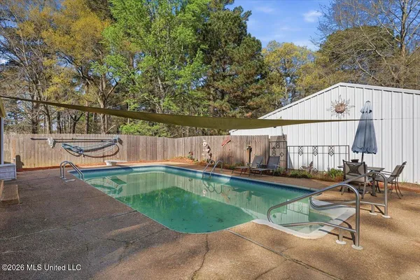 $299,900 | 701 Mangum Avenue, Mendenhall, MS 39114