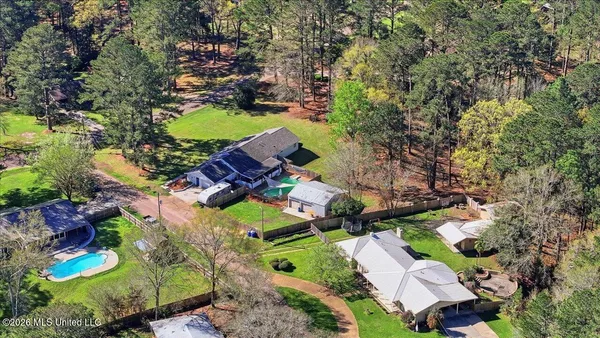 $299,900 | 701 Mangum Avenue, Mendenhall, MS 39114